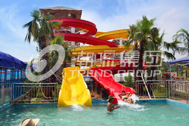 Industri Fiberglass Water Slide Theme Park Peralatan, Customized Flatform dan Panjang