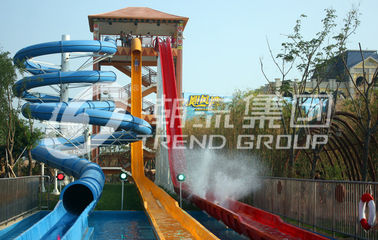 Colorful atas Ground Fiberglass Air Slide, Slide Fiberglass Renang untuk Giant Water Park