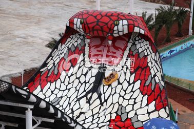 112m Panjang Fiberglass Renang Slides Galvanized Carbon Rangka Baja King Cobra Slide Untuk Water Park
