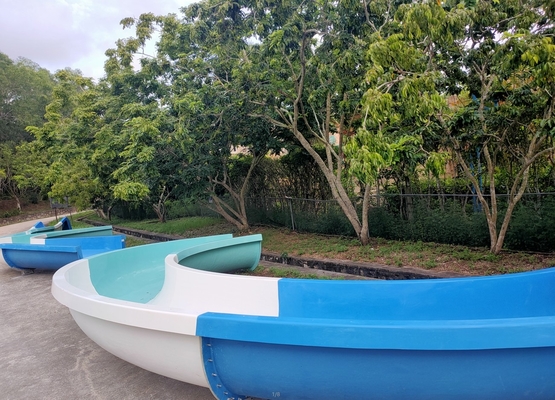 Slide air serat kaca spiral tipe multi lane disesuaikan