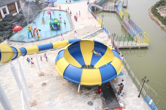 Slide Air Serat Kaca Untuk Hiburan Ekstrim Dengan Space Bowl HT-11
