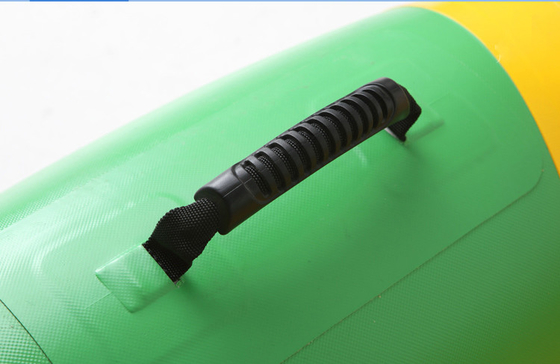 Enam Orang Water Slide PVC Inflatable Tube Untuk Super Tornado Slide