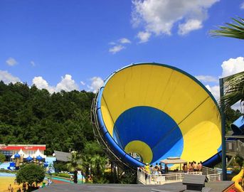 Taman Hiburan FRP Aqua Water Untuk Dewasa / Disesuaikan Tornado Slide 16m platform Tinggi