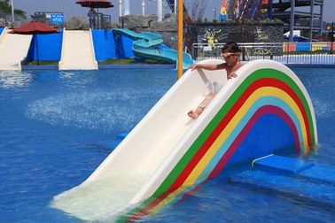 Disesuaikan 3 Riders Kids &#39;Water Slide Aqua Park Peralatan, Pink / Jeruk / Biru