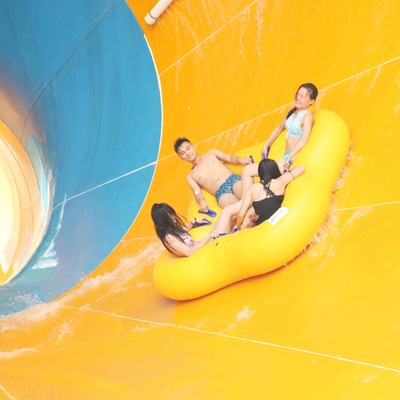 Mendebarkan Komersial Fiberglass Water Slides Kecepatan Maksimum 12m / S