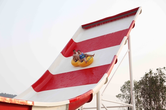 Raksasa Aqua Park Peralatan Menyenangkan swwiming Renang Fiberglass Waterslides Untuk Anak-Anak