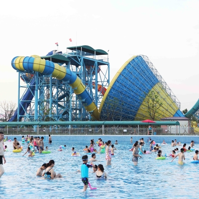 Tornado besar Fiberglass Water Slides, 720 Riders Per Jam Kapasitas Water Park