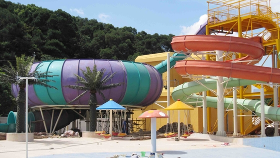 Lucu Indoor Taman Air Theme Park Peralatan Landasan 13.5m