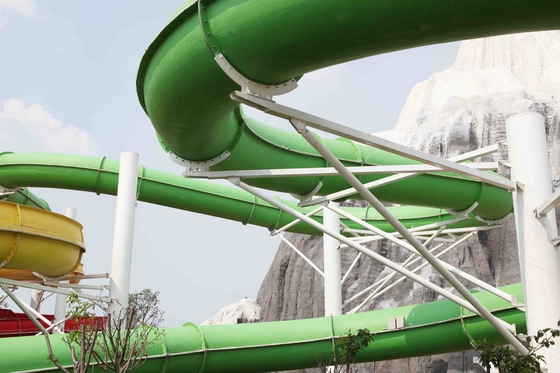 Hijau Big Komersial Renang Water Slides Untuk Theme Park / Backyard Water Slides Anak