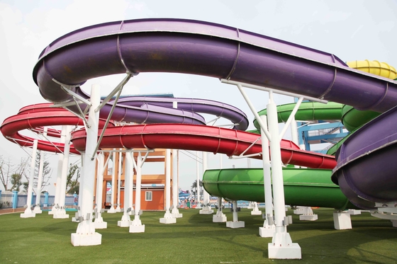Hot Sale Kustom Spiral Water Slides Untuk Aqua Water Park di Cina