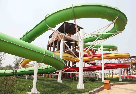 Hijau Big Komersial Renang Water Slides Untuk Theme Park / Backyard Water Slides Anak