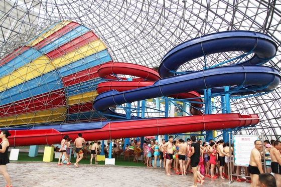 Luar Vison Besar Panjang Water Slides Kustom Dan Landasan Tinggi HT-44