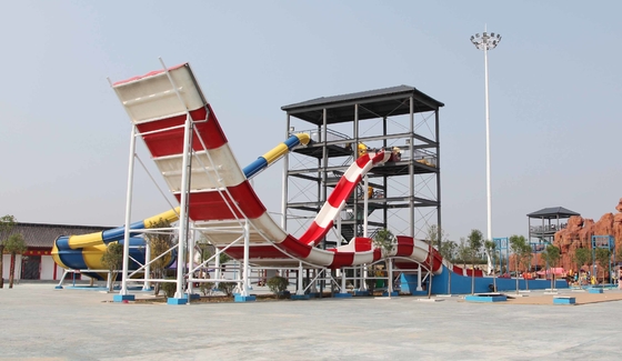 Besar Aqua Park Peralatan Menyenangkan Kolam Renang Waterslides Ashland / DSM Resin