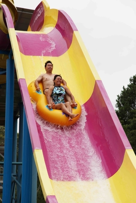 Raksasa Aqua Park Peralatan Menyenangkan swwiming Renang Waterslides Untuk Water Park