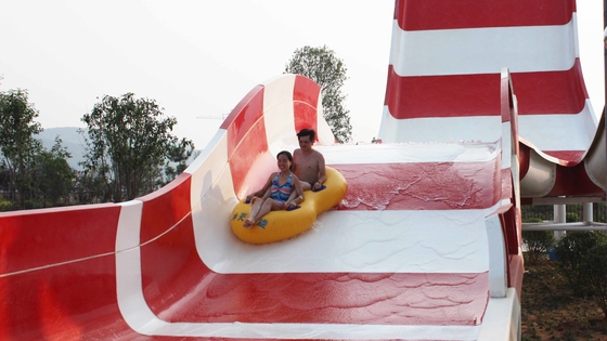 Besar Aqua Park Peralatan Menyenangkan Kolam Renang Waterslides Ashland / DSM Resin