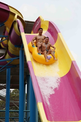 Raksasa Aqua Park Peralatan Menyenangkan Kolam Renang Fiberglass Waterslides