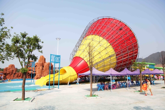 Dewasa Fiberglass Slide Air 16m Tinggi 4 Orang / Waktu 42 * Ruang 60m Lantai untuk Water Park