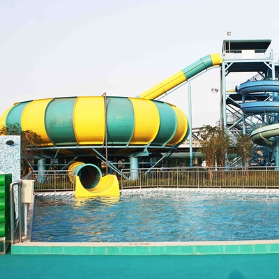 Game Keluarga Fiberglass Water Slides 19m Tinggi Waterpark Super Bowl, 32 * Ruang 53m Lantai untuk Water Park