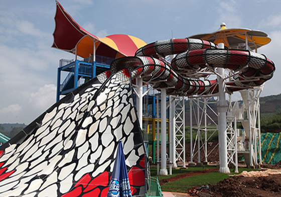 Taman hiburan fiberglass air dewasa geser galvanis karbon Bingkai baja untuk tema Aqua Park