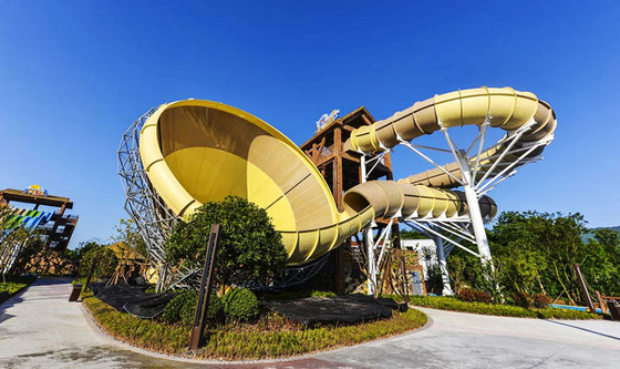 Tornado Fiberglass Commercial Keluarga Air Slide Untuk Water Park, 42 ​​* ruang 70m Lantai