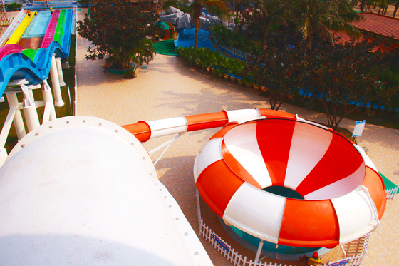Ruang Bowl Water Slide Fiberglass Water Park Peralatan untuk Dewasa Aqua Park