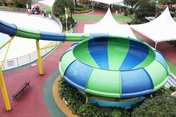 Theme Park Slides Ruang Bowl Water World Water Playground Equipment untuk Resorts / Hotel