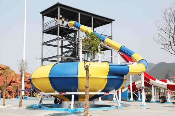 Resort Aqua Park Peralatan raksasa fiberglass slide / Ruang Bowl Water Slide