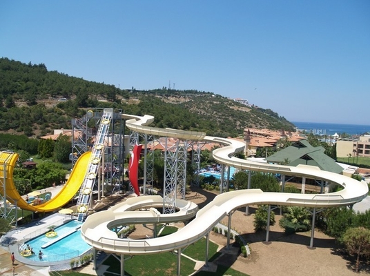 Durable Slide Fiberglass Air Untuk Keluarga Interacetive Air Fun In Aqua Park