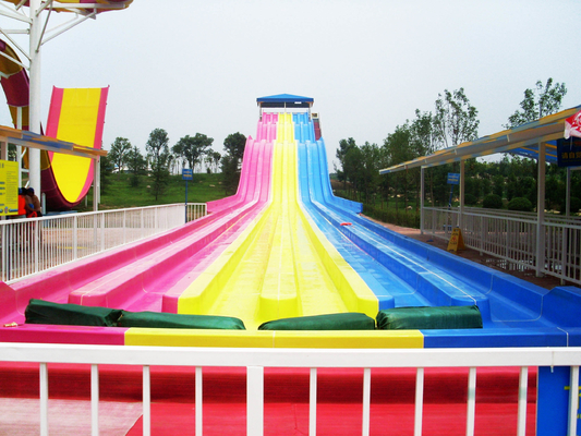 Pelangi FRP Custom Water Slides Commercial Outdoor Water Slides Merah / Kuning / Hijau