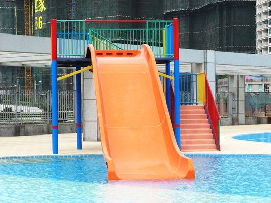 Kids Fun Water Slide Slide Fiberglass Renang Untuk luar ruangan Water Park Equipment