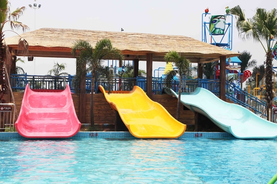 FRP Kids Combinaton Water Slide By Body Atau Rakit Untuk Konstruksi Taman Air Luar Ruangan