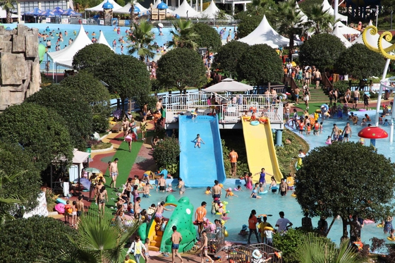 Proyek Air Taman Air Disesuaikan dengan Standar Air Keras / Theme Aqua Park