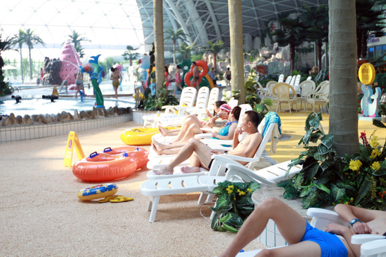 Peralatan Taman Hiburan Air Indoor, Desain dan Konstruksi Proyek Taman Hiburan