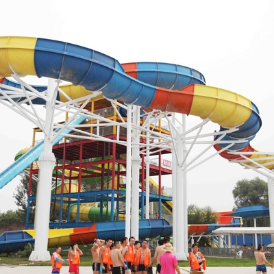Galvanis Carbon Steel Tube Fiberglass Water Slides untuk Amusement Water Park