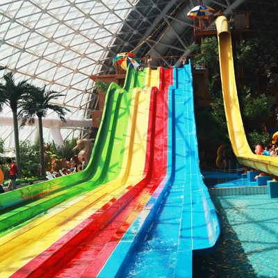 Colorful atas Ground Fiberglass Water Slides, Slide Fiberglass Renang untuk Amusement Park