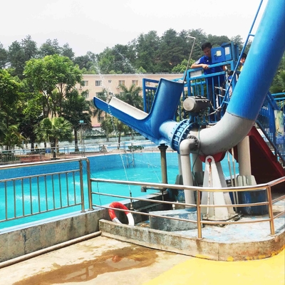 Komersial Lucu Gratis Jatuh Fiberglass Renang Slide / Cannon Bola Untuk Taman Air Hiburan