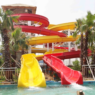 Baja karbon galvanis Custom Water Slides Untuk Taman Air Luar Angkasa Raksasa