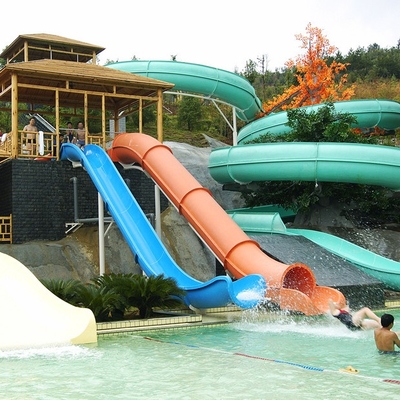 Indoor / Outdoor Kustom Water Slides Game Untuk Anak-Anak / Keluarga Holiday Resort