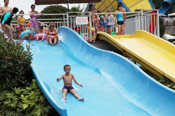 Peralatan Taman Mini Air Kolam Renang Fiberglass Slide For Kids Playground