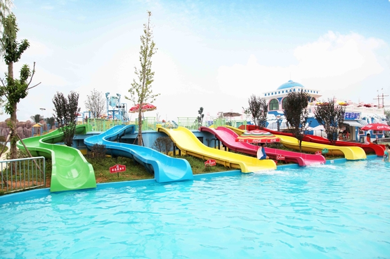 Anak yang menarik &#39;Water Slide, Aqua Play Peralatan Fiberglass Renang Slide
