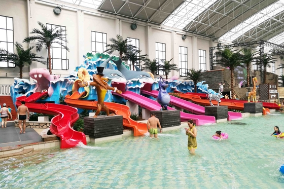 Anak yang menarik &#39;Water Slide, Aqua Play Peralatan Fiberglass Renang Slide