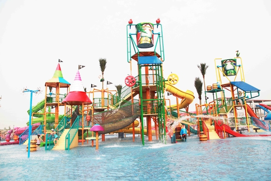 Commercial Medium Water House Aqua Playground Platform Dengan Slide Air untuk Water House