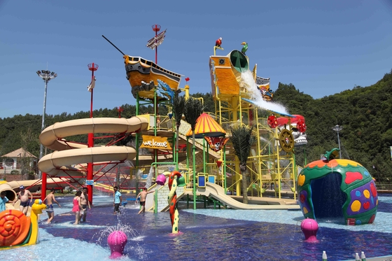 Mengambang Water House Large Aqua Playground Theme Hotel terbuka Water Park Fiberglass Peralatan