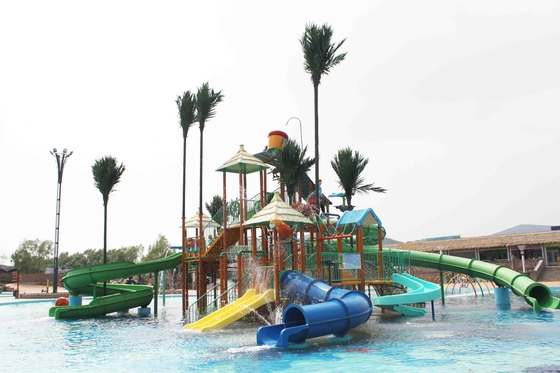 Keluarga Komersial Aqua Playground Fiberglass dengan Water Park Slides / Disesuaikan Water Park equipemnt