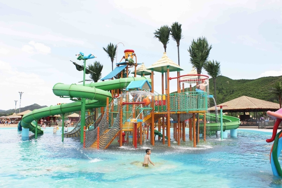 Keluarga Komersial Aqua Playground Fiberglass dengan Water Park Slides / Disesuaikan Water Park equipemnt