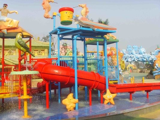 Indah Tema Water Park Peralatan Fiberglass Anak Water House Dengan Slides