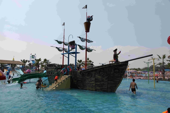 Corsair Aqua Mainkan Water Park Equipment / Disesuaikan Fiberglass Pirate Ship