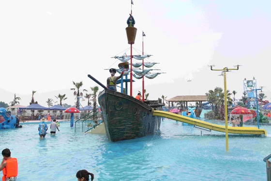 Disesuaikan Fiberglass Pirate Ship / Kuat Aqua Splash Water Park Equipment