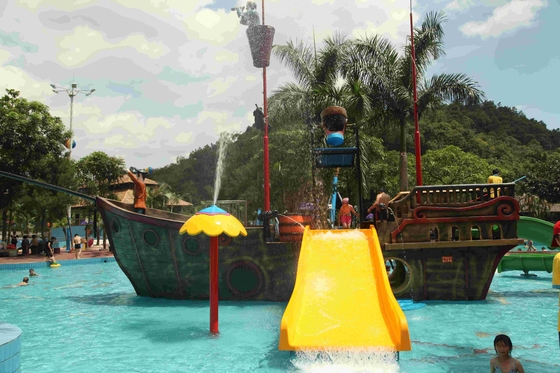 Besar Holiday Resort Fiberglass Pirate Ship Untuk Hiburan Air Taman, 19 * 13,6 * 9m