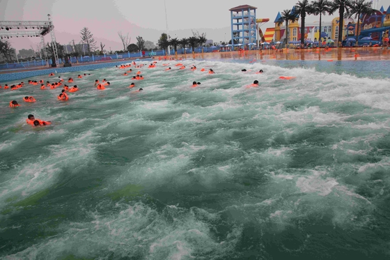 Luar ruangan Water Park Wave Pool Gelombang Mesin Untuk Family Entertainment di Gaint Water Park